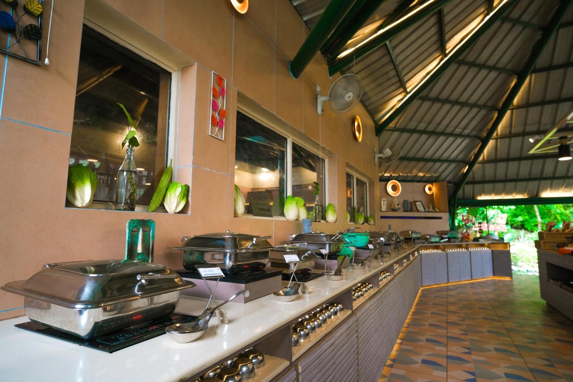 The Solluna Resort Garjia Bagian luar foto